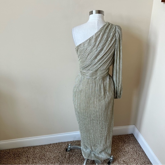 Saylor Aloea Pliss one shoulder metallic dress 612 - Picture 12 of 16